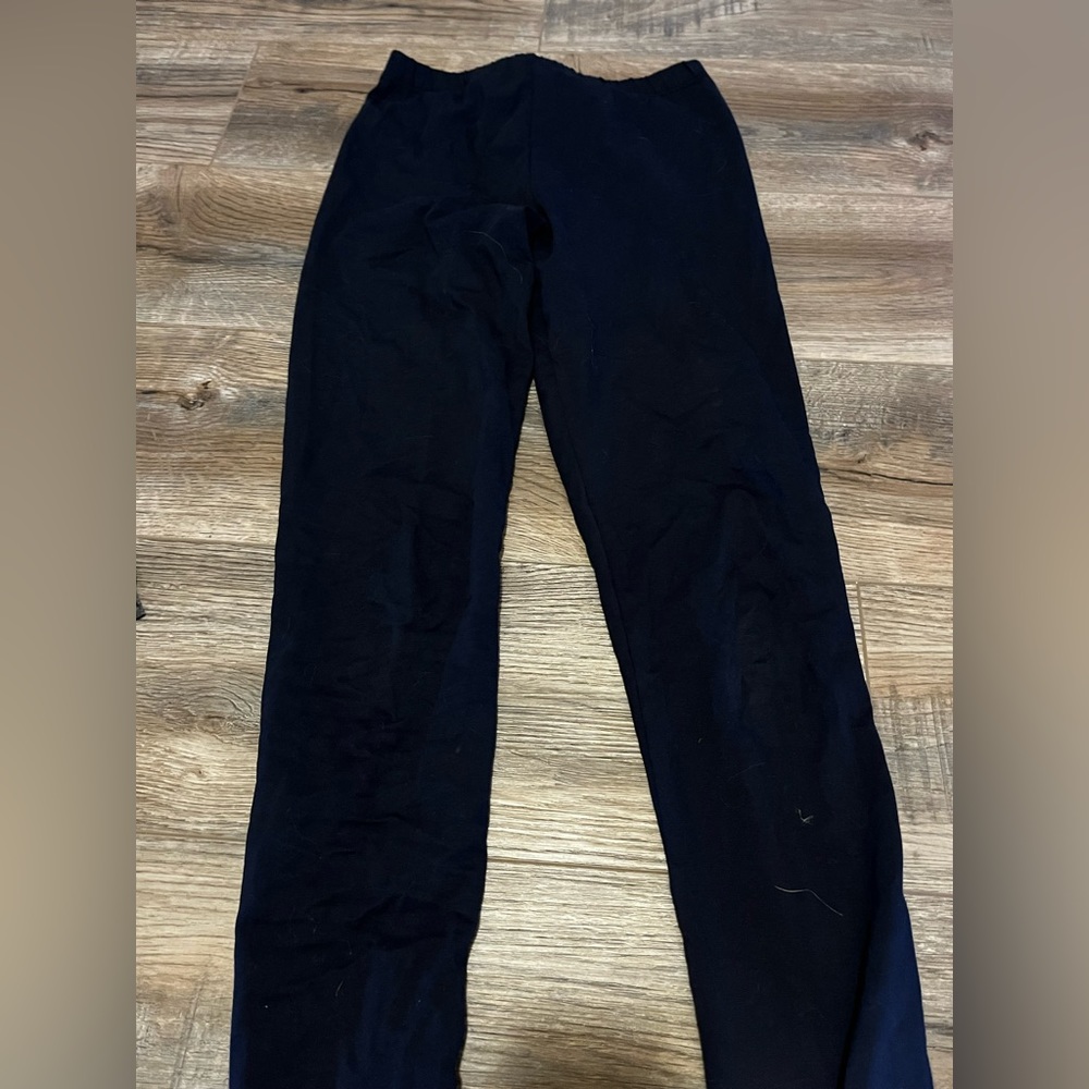 dark blue leggings
